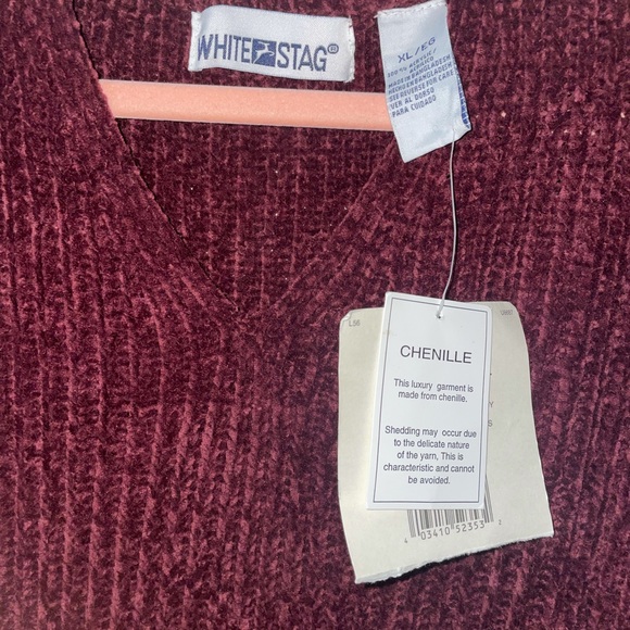 $1 when bundled ⚡️ NWT Velvet Plum V-Neck Sweater - Picture 9 of 14